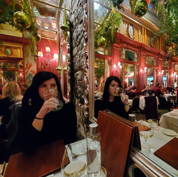 Meet your Posher, Suzy - Picture 1 of 1